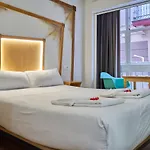 Pensionat Pension Aliciazzz Bed And Breakfast Bilbao 2*