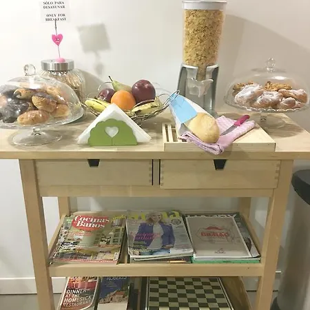 Pension Aliciazzz Bed And Breakfast Bilbao Bilbao
