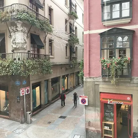 Pension Aliciazzz Bed And Breakfast Bilbao 2*