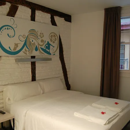 Pension Aliciazzz Bed And Breakfast Bilbao