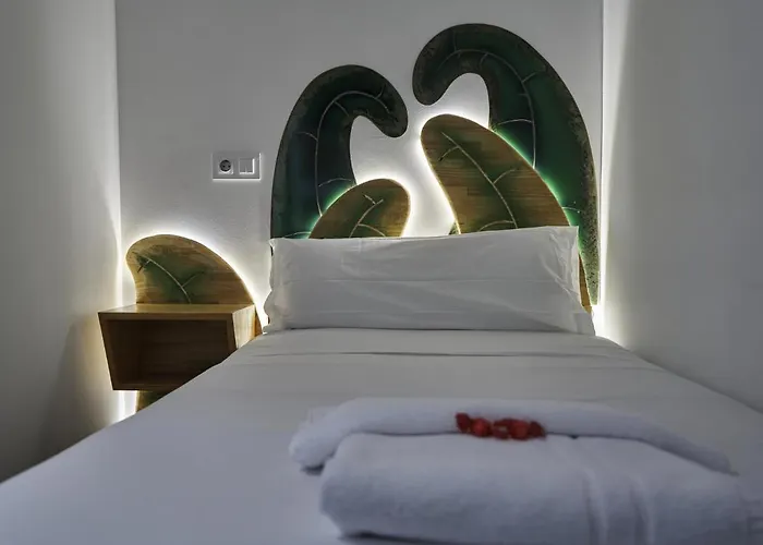 Pension Aliciazzz Bed And Breakfast Bilbao 2*